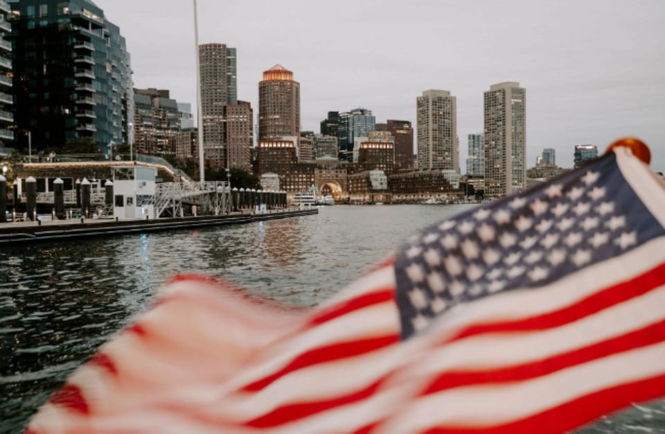 Boston: Harbor and Charles River Architecture Boat Tour - Tour Experience Highlights