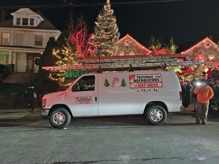 Brooklyn: 1.5-Hour Dyker Heights Christmas Lights Tour - Transportation Advice