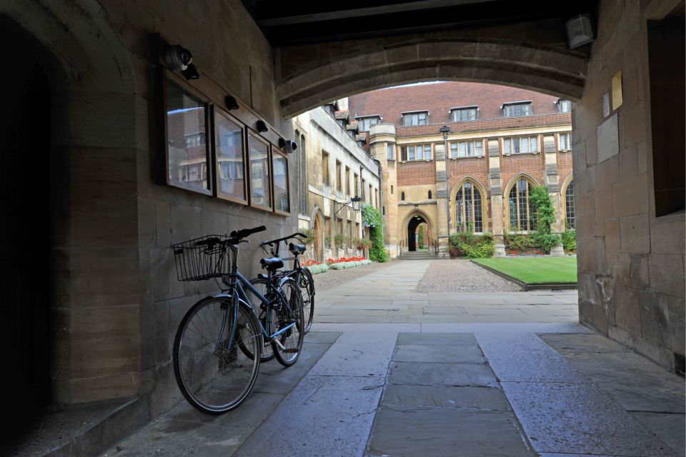 Cambridge: Discovery Walk & Reading Walking Tour - Important Information