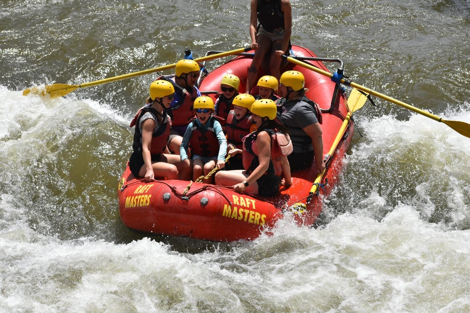 Cañon City: Family Float Rafting With Lunch, Photo & Wetsuit - Location and Transportation