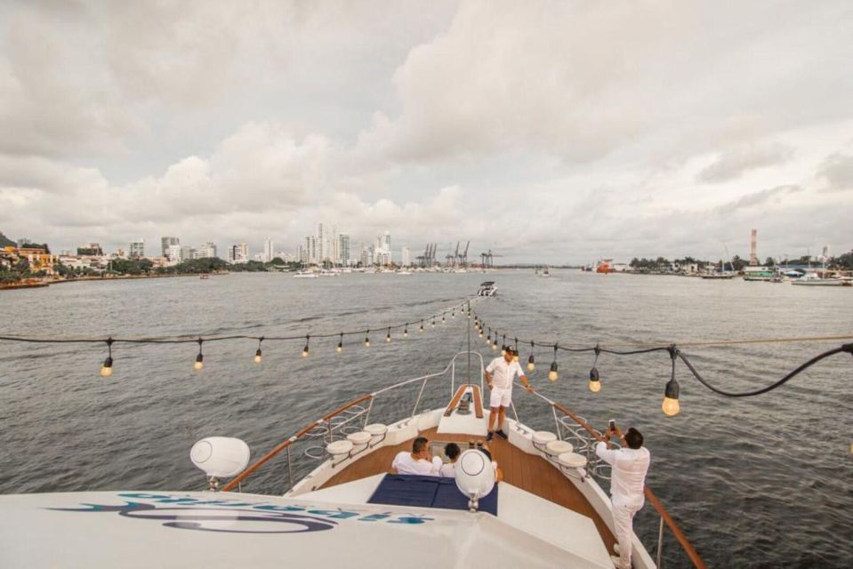 Cartagena: 4-Course Culinary Experience Aboard a Catamaran - Tips for the Best Experience