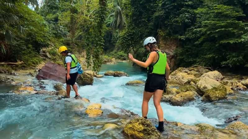 Cebu: Osmena Peak, Kawasan Canyoneering & Ziplining + Lunch - Ziplining Adventure