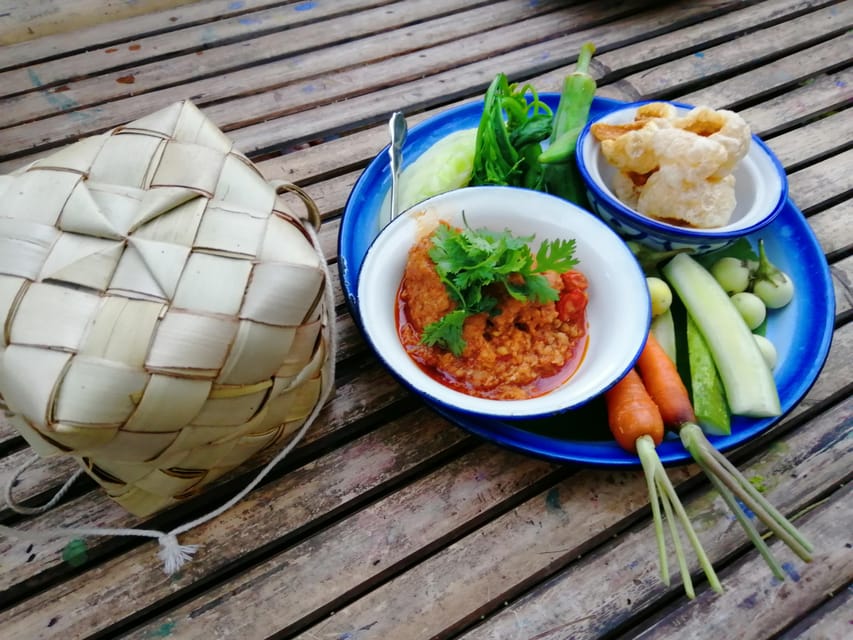 Chaing Mai : Cooking in Organic Farm With a Local Train Trip - Inclusions