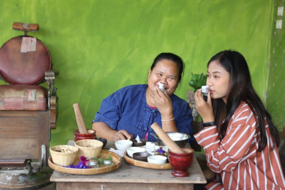 Chiang Mai : Making Herbal Ball And Inhaler - Highlights and Benefits