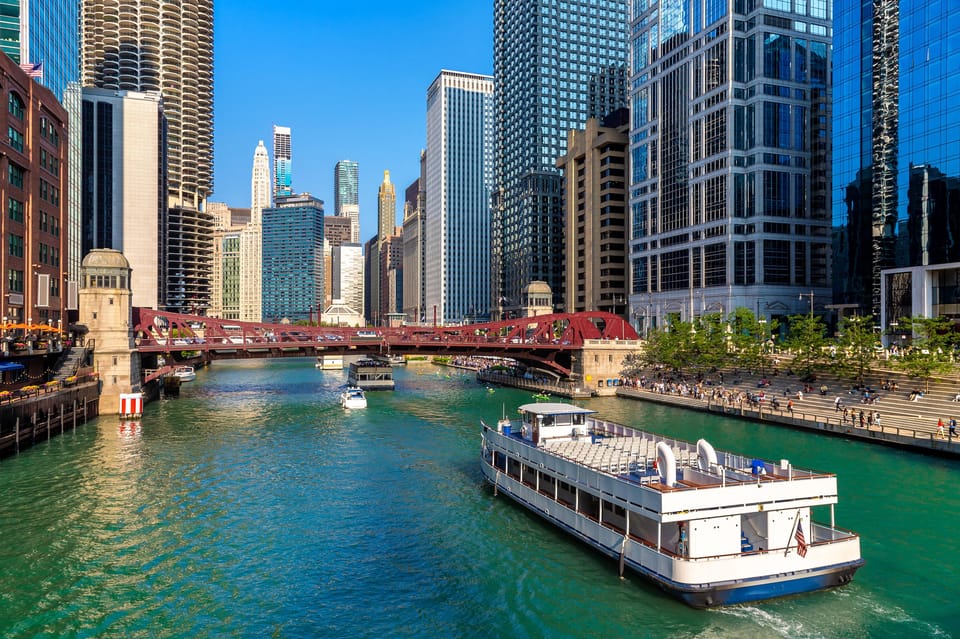 Chicago: History & Architecture Walking Tour W/ Boat Cruise - Chicago Riverwalk