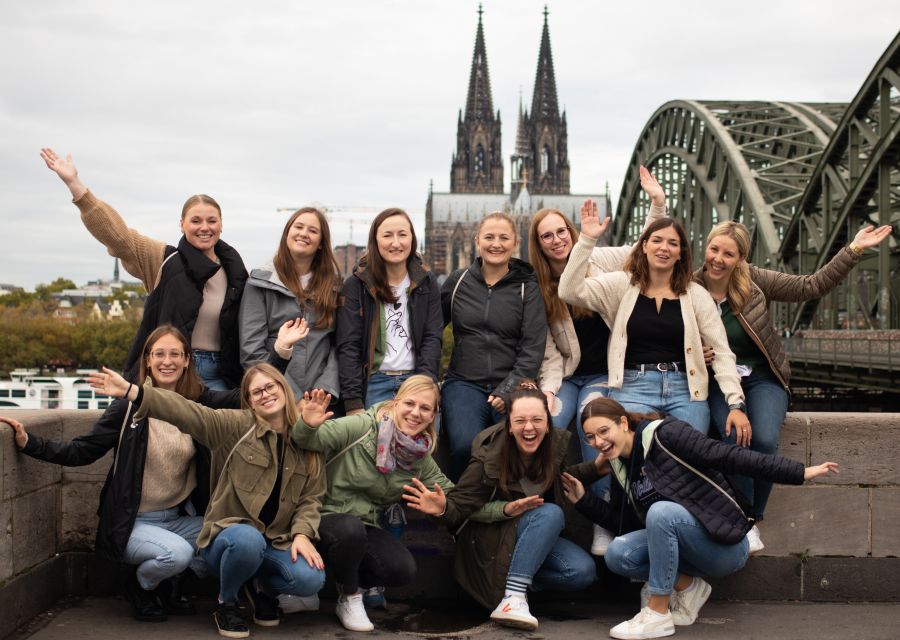 Cologne: Bachelorette Party Tour in the Old Town With Photoshoot - Frequently Asked Questions