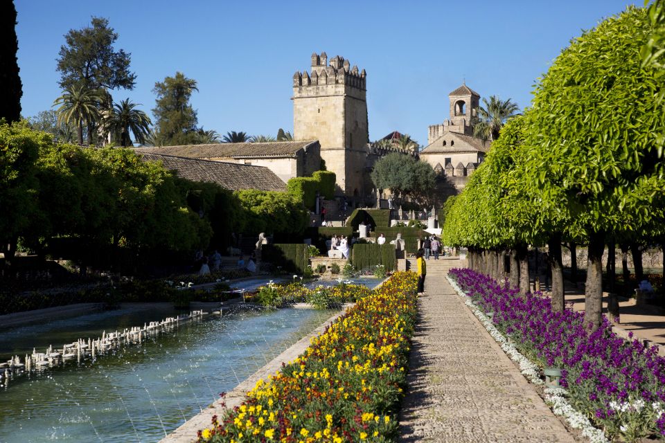 Córdoba: Mosque-Cathedral, Synagogue, and Alcázar Guided Tour - Traveler Reviews