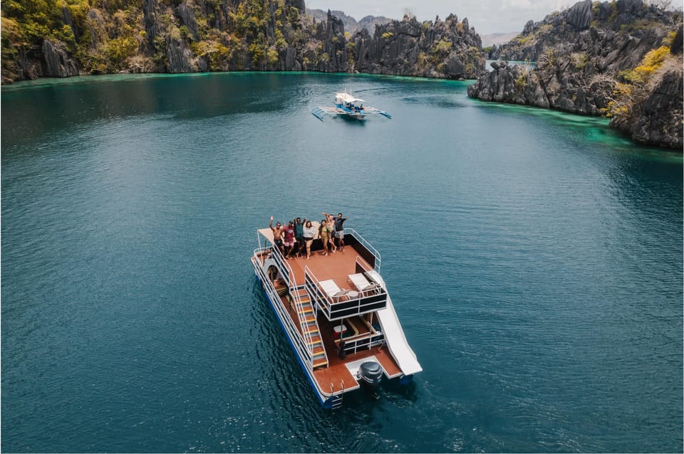 Coron Island Hopping: via Private Double Deck Party Boat - Destinations: Twin Lagoon