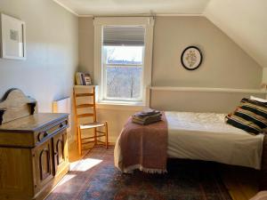 Craftsbury Farmhouse - Dining Choices