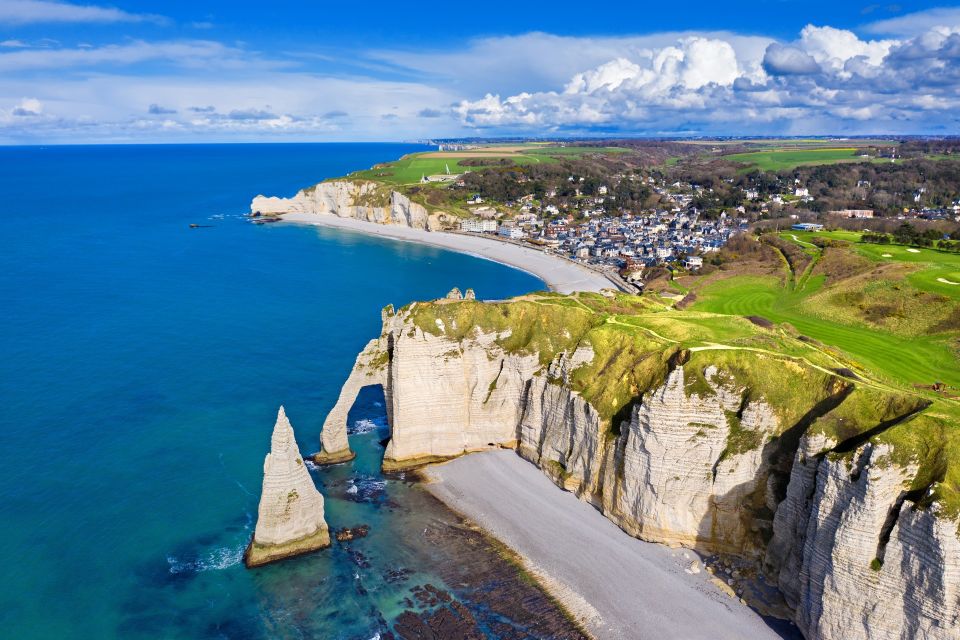 D-Day Normandy Beaches Guided Trip by Car From Paris - Group Experience Details