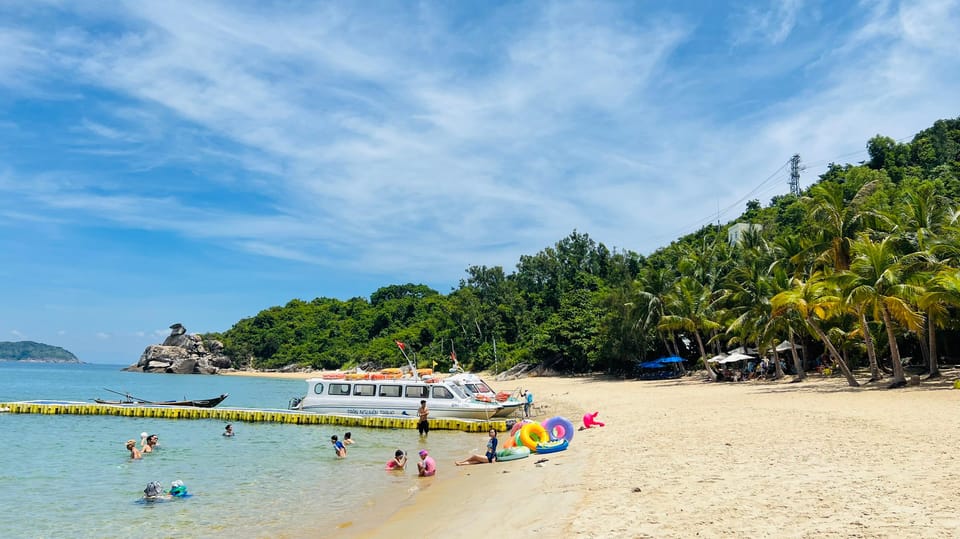 Danang/Hoi An: Cham Island & Snorkeling Full Day - Seafood Lunch