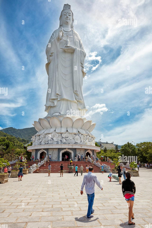 DANANG: MONKEY MOUNTAIN-MARBLE MOUTAINS-HOI AN CITY BY NIGHT - Local Cuisine Experience