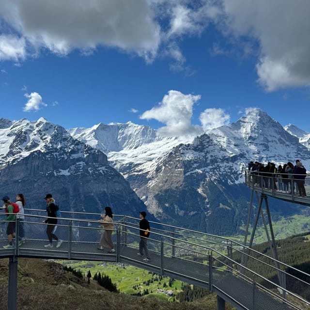 Day Tour Luzern - Interlaken - Grindelwald - Lautenbrunen - Scenic Journey Details