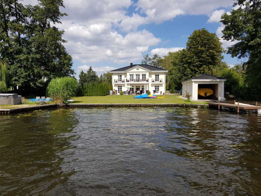 Day Tour: Private Wannsee Lake and Werder Yacht Cruise - Group Size and Duration