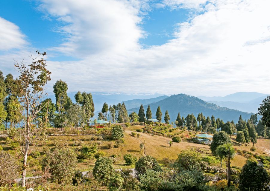 Day Trip to Kalimpong Guided Private Experience From Gangtok - Tour Guide Experience