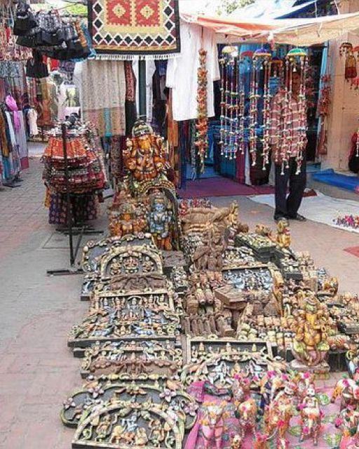 Delhi: Private Half-Day Guided Shopping Trip With Transfer - Exclusions to Consider