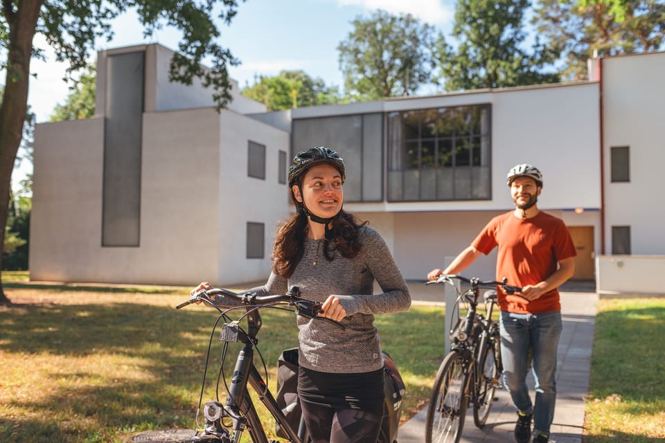 Dessau: Bauhaus Buildings Cycling Tour - Highlights of the Tour