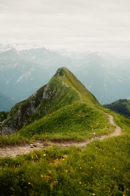 Discover the Hidden Gems of Interlaken Through Your Lens - Participant Responsibilities