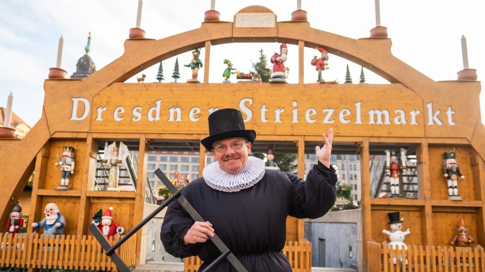 Dresden: Christmas Sightseeing Tour With a Pflaumentoffel - Frequently Asked Questions