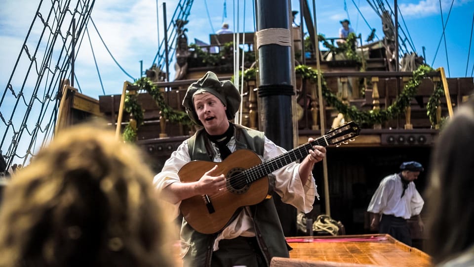 Dubrovnik: Galleon Cruise With a Live Show & Drink at Sunset - Important Information