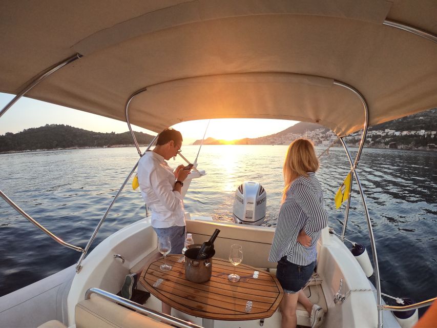 Dubrovnik: Private Boat Cruise at Sunset With Champagne - Meeting Point and Important Information