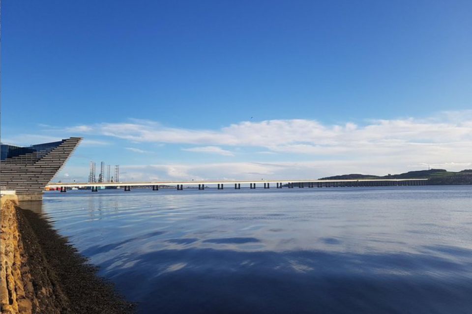 Dundee: Self-Guided Audio Walking Tour - Meeting Point Details