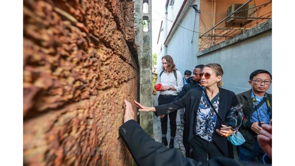 Duong Lam Ancient Village Private Tour In Ha Noi - Important Information