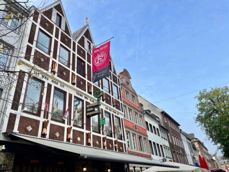 Düsseldorf: Guided Old Town Tour With Beer Break - Customer Reviews