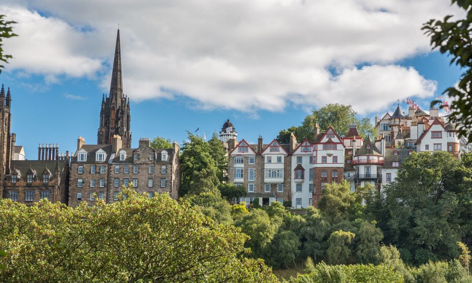 Edinburgh: 3-Hour Historical Walking Tour in Italian - Customer Feedback and Ratings