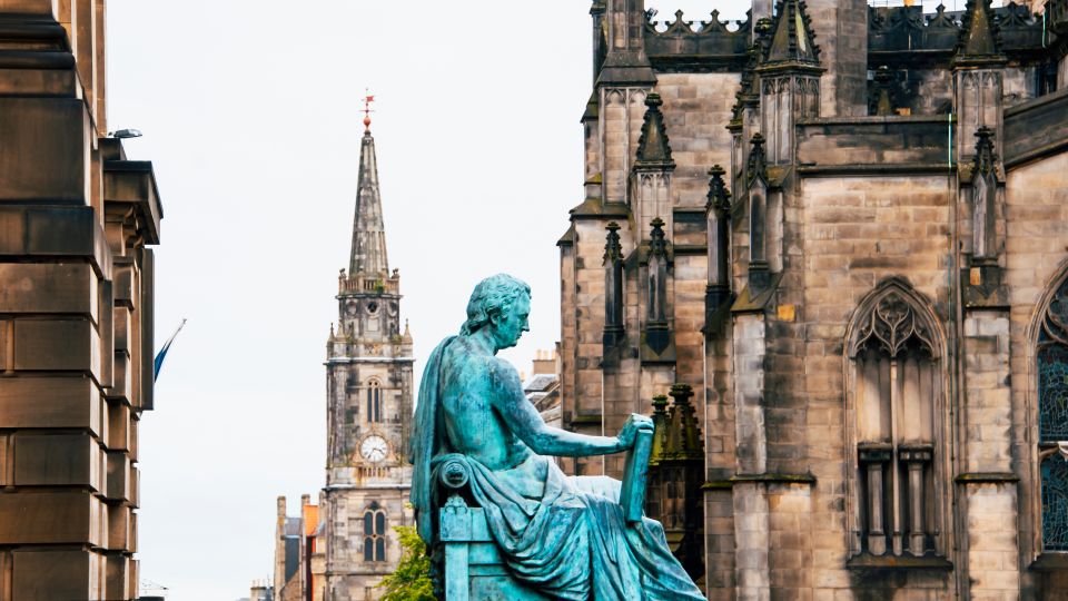 Edinburgh: Discover Edinburgh Walking Tour - Accessibility Information