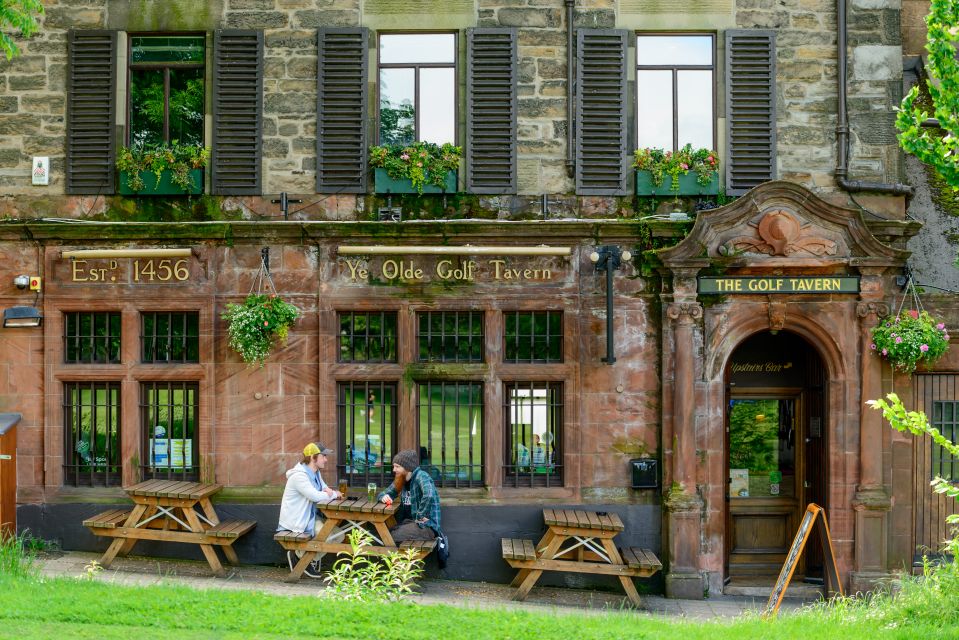 Edinburgh Food Tasting Tour With a Local - Food and Drink Offerings