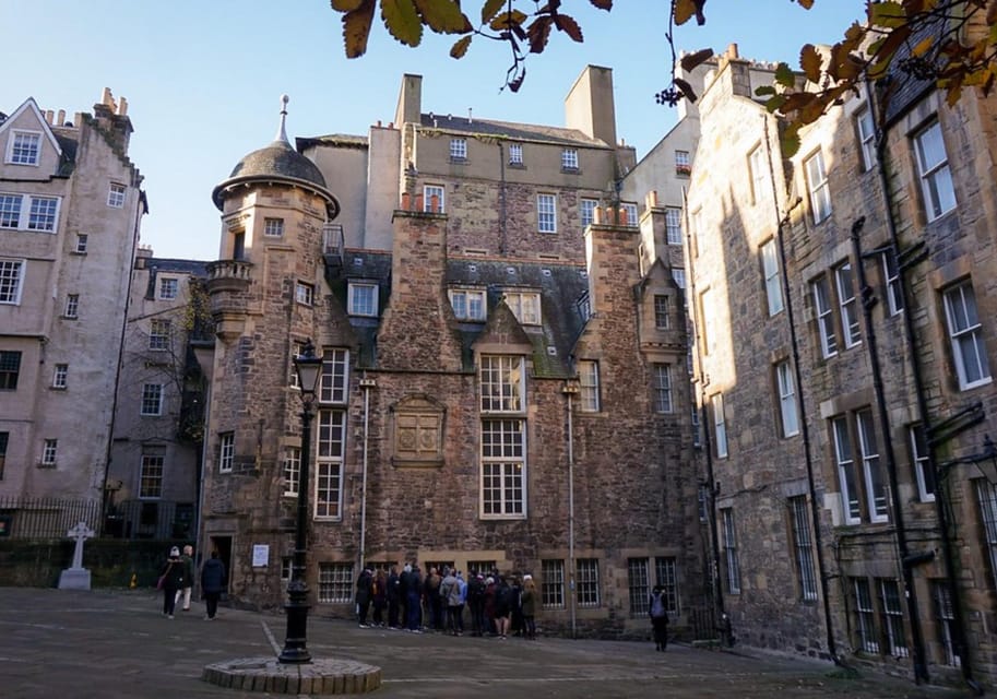 Edinburgh Scavenger Hunt and Sights Self-Guided Tour - Tips for a Successful Hunt