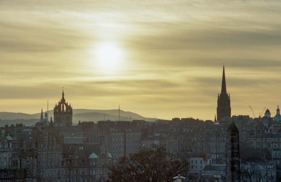 Edinburgh: Sunset Hike to Arthurs Seat With Local Guide - Fitness Requirements and Preparation