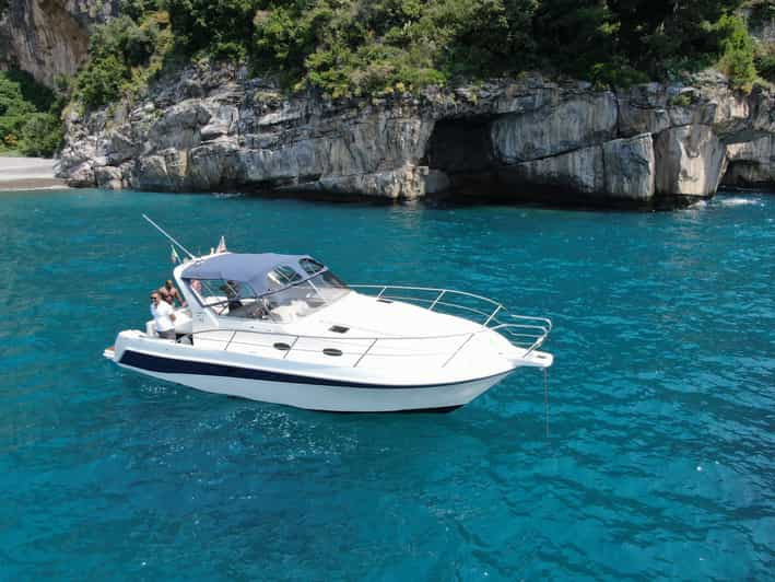 Experience on a Boat in the Amalfi Coast - Important Meeting Information