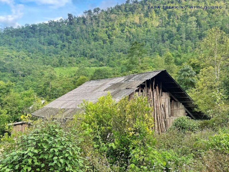 Exploring All Ethinc Villages In Muong Hoa Valley By Trek - Essential Packing List