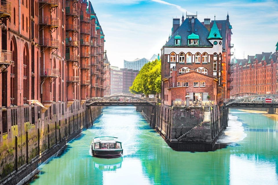 Fascinating Hamburg – Private Family Walking Tour - Languages and Group Size