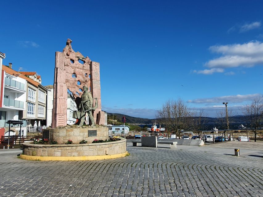 Fisterra: Private Guided Walking Tour - Discovering the Camino De Santiago