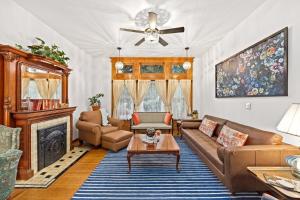 Flora House Denver - Policies and Booking Information