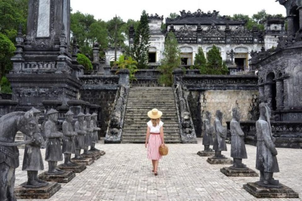 FR DN: MONKEY MOUNTAIN-MARBLE MOUTAINS HOI AN CITY BY NIGHT - What to Bring and Not Allowed