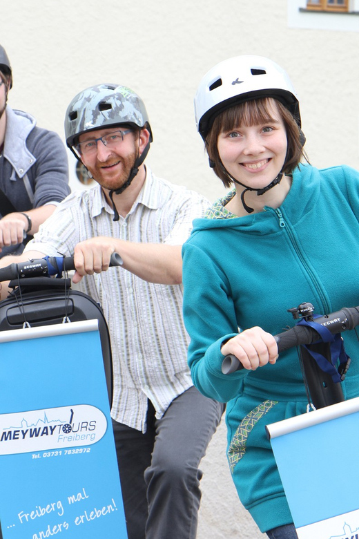 Freiberg: Guided Sightseeing Segway Tour Though Albert Park - Safety Briefing and Segway Tutorial