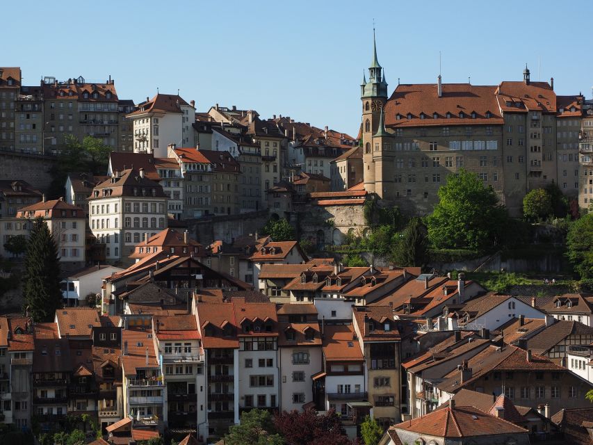 Fribourg - Old Town Historic Guided Tour - Language Options for Tours