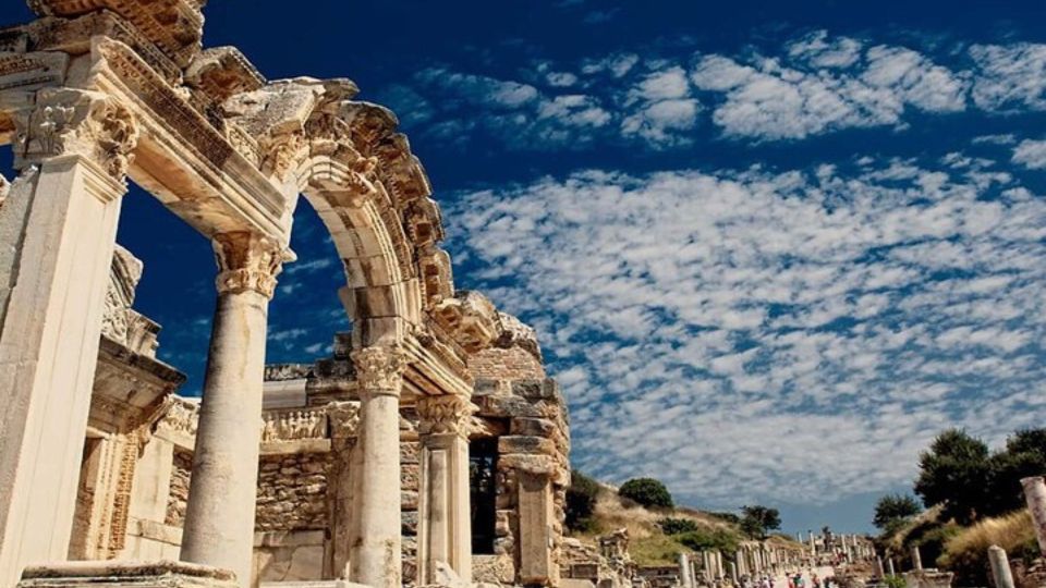 From Bodrum: Full-Day Ephesus History Tour With Lunch - Attractions to Explore