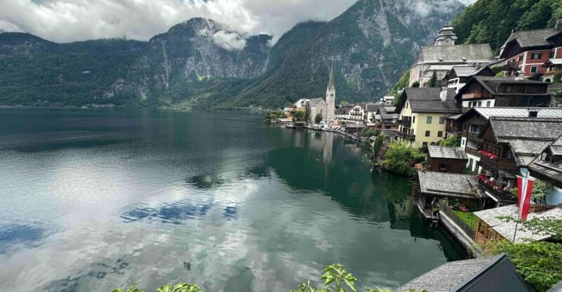 From Bratislava: Melk, Hallstatt and Salzburg Day Tour - Recommended Packing Tips