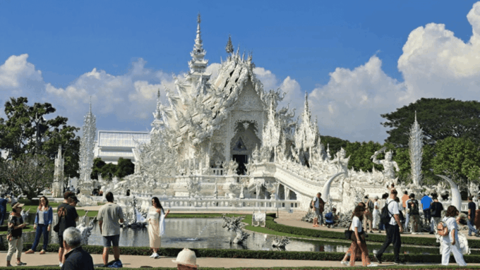 From Chiang Mai: Temples & Golden Triangle CUSTOMIZED Tour - Contact and Support