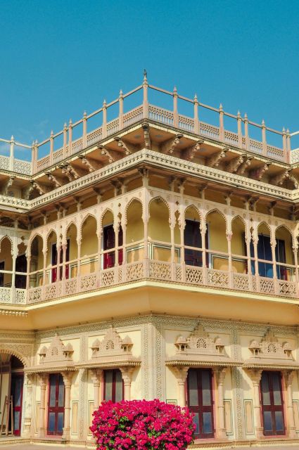 From Delhi: Private Jaipur Guided Day Trip With Transfers - Tour Guide Details