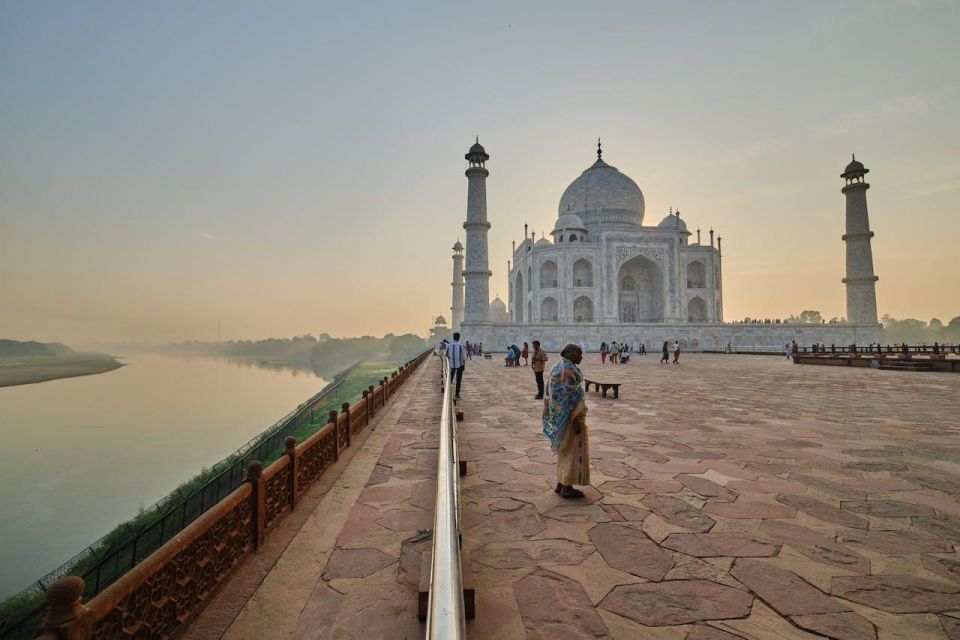 From Delhi: Private Taj Mahal Day Tour By High-Speed Train - Important Information