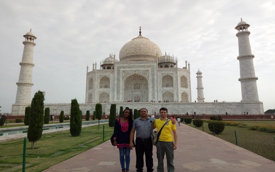 From Delhi: Taj Mahal & Agra Tour By Gatimaan Express Train - What to Bring