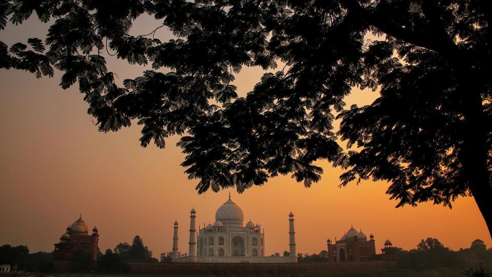 From Delhi : Taj Mahal Sunrise Tour All Inclusive - Language Options