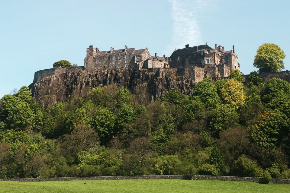 From Edinburgh: Stirling Castle, Kelpies and Loch Lomond - Travel Itinerary Details