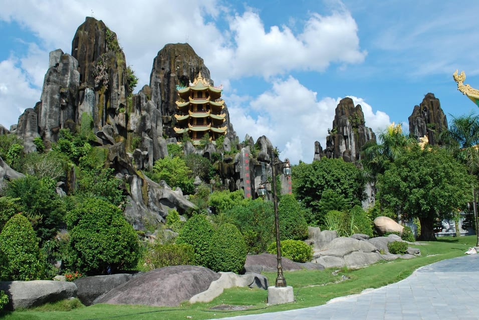 From Hoi An: Marble Mountains ,Am Phu Cave Guide Tour, Lunch - Discovering Am Phu Cave